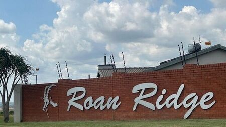 3 Bedroom townhouse - sectional to rent in Waterkloof, Rustenburg