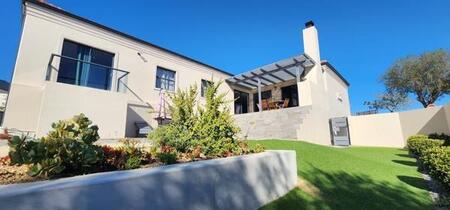 4 Bedroom House in Malmesbury