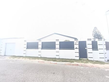 2 Bedroom house to rent in Portlands, Mitchells Plain