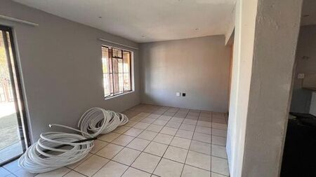 1 Bedroom apartment to rent in Secunda