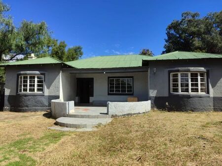 4 Bedroom house to rent in Bayswater, Bloemfontein