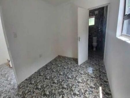 1 Bedroom apartment to rent in Mount Vernon, Durban