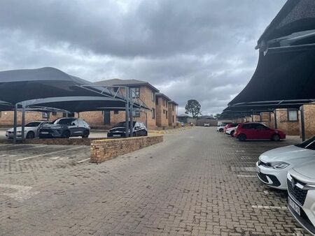 2 Bedroom townhouse - sectional to rent in Rynfield AH, Benoni