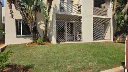 2 Bedroom apartment to rent in Garsfontein, Pretoria