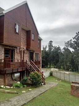 3 Bedroom Apartment in Heatherlands