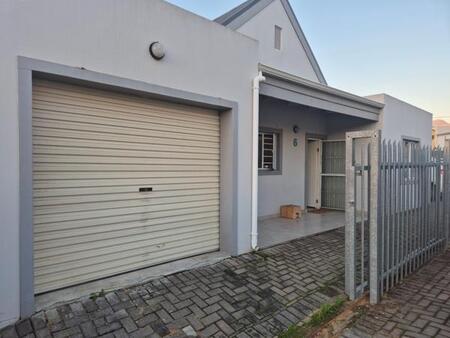 3 Bedroom Townhouse in Wellington Central
