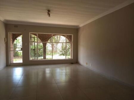 2 Bedroom Apartment in Three Rivers North