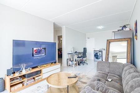 2 Bedroom Apartment in Mooikloof Equestrian Estate