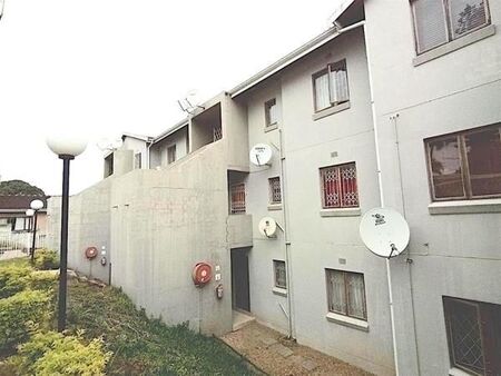 1 Bedroom Apartment in Bellair