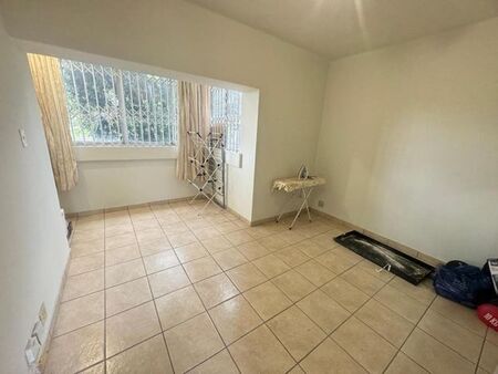 2 Bedroom apartment to rent in Zonnebloem, Cape Town