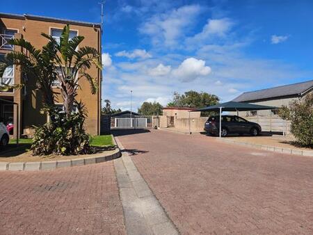 2 Bedroom Flat in Vredenburg