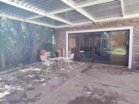 2 Bedroom Apartment in Postmasburg