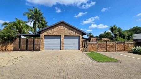 3 Bedroom Townhouse in Doornpoort