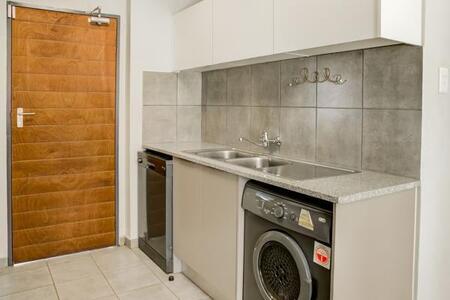 2 Bedroom Apartment in Mayberry Park