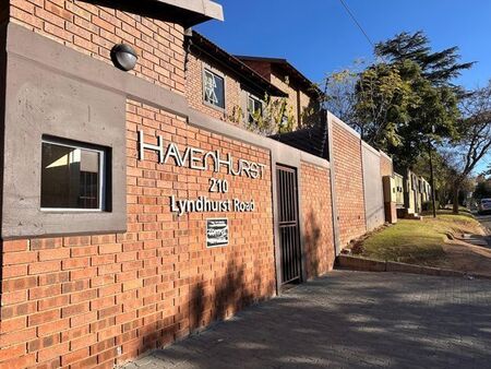 2 Bedroom apartment to rent in Lyndhurst, Johannesburg