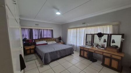 4 Bedroom house to rent in Stilfontein Ext 3