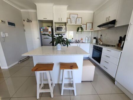 1 Bedroom apartment to rent in Kenilworth Upper, Cape Town