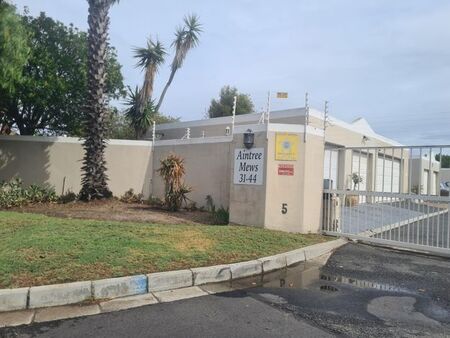 1 Bedroom duplex townhouse - freehold to rent in Milnerton Ridge