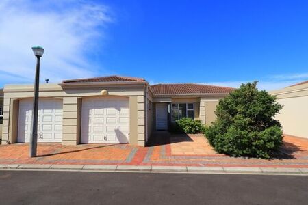 3 Bedroom townhouse - freehold to rent in Royal Ascot, Milnerton