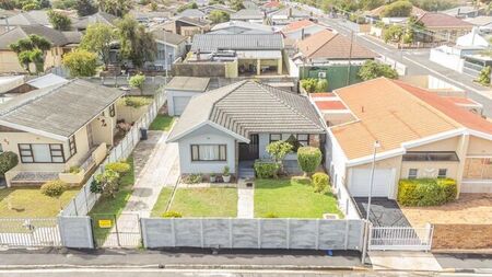 3 Bedroom house to rent in Churchill Estate, Parow