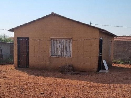 2 Bedroom House in Soshanguve South
