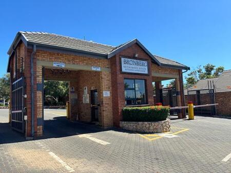 1 Bedroom Apartment in Olympus Ah