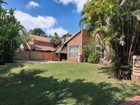 4 Bedroom House in Montana Park