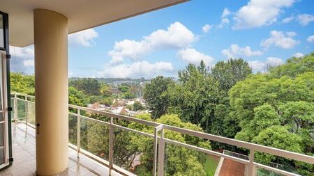 4 Bedroom apartment to rent in Riviera, Johannesburg