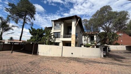 2 Bedroom apartment to rent in Sandown, Sandton