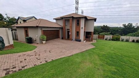3 Bedroom house to rent in Moreleta Park, Pretoria