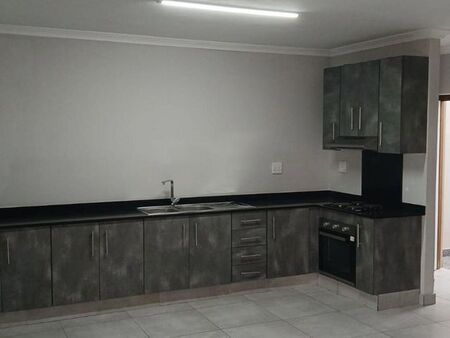 2 Bedroom apartment to rent in Montclair, Durban