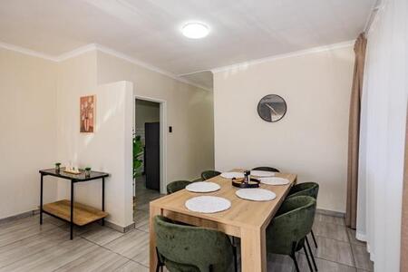 3 Bedroom House in Protea Heights