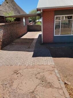 2 Bedroom Apartment in Postmasburg