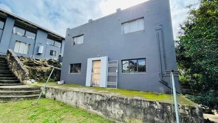 0.5 Bedroom House in Hillary