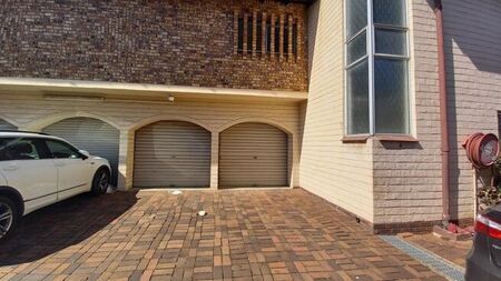2 Bedroom duplex apartment to rent in Bulwer, Durban