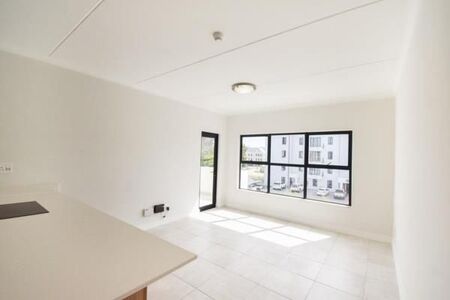 1 Bedroom Apartment in Paardevlei