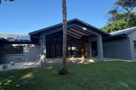 3 Bedroom House in Marina Beach