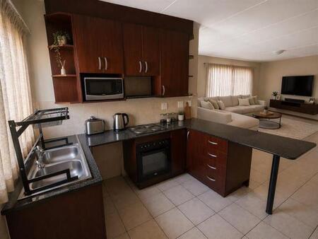 2 Bedroom Townhouse in Brakpan Central