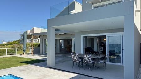 4 Bedroom House in St Francis Bay