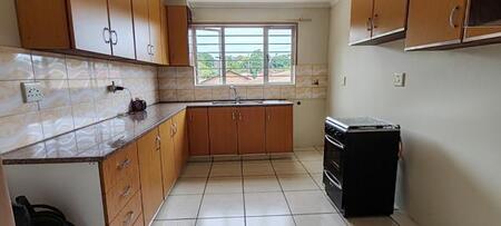 2 Bedroom Apartment in Escombe