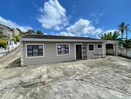 3 Bedroom House in Newlands West