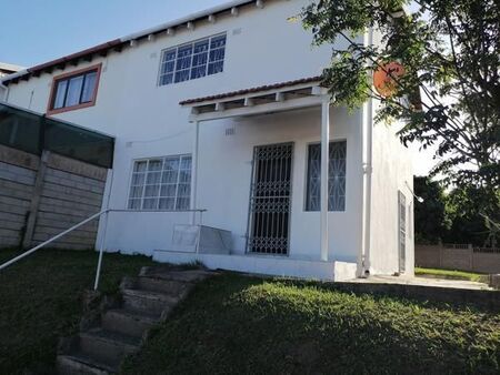 2 Bedroom House in Woodhurst