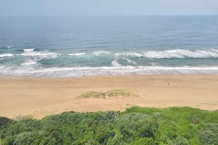 2 Bedroom Apartment in Amanzimtoti