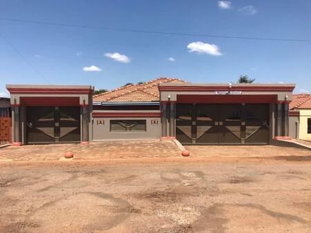 3 Bedroom House in Randfontein Central