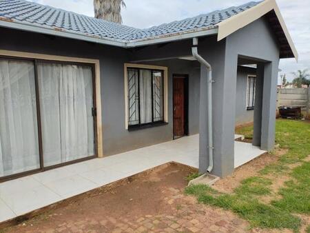 3 Bedroom House in Minnebron