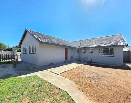 2 Bedroom Apartment in Vaalpark