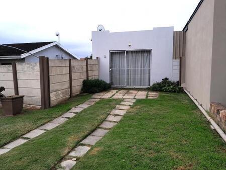 1 Bedroom Flat in Fairbridge Heights