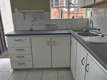 1 Bedroom apartment to rent in Bayswater, Bloemfontein