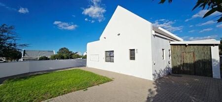 3 Bedroom House in St Helena Bay
