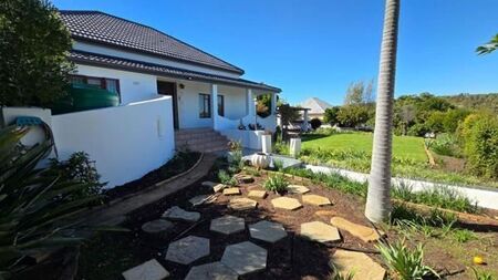 4 Bedroom House in Amandelrug